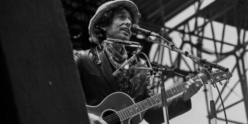 Like a Rolling Stone (1965) – Bob Dylan 唱出何為滾石：歌詞及意思