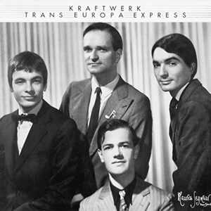  歌曲被收錄於同名專輯《Trans-Europe Express》 